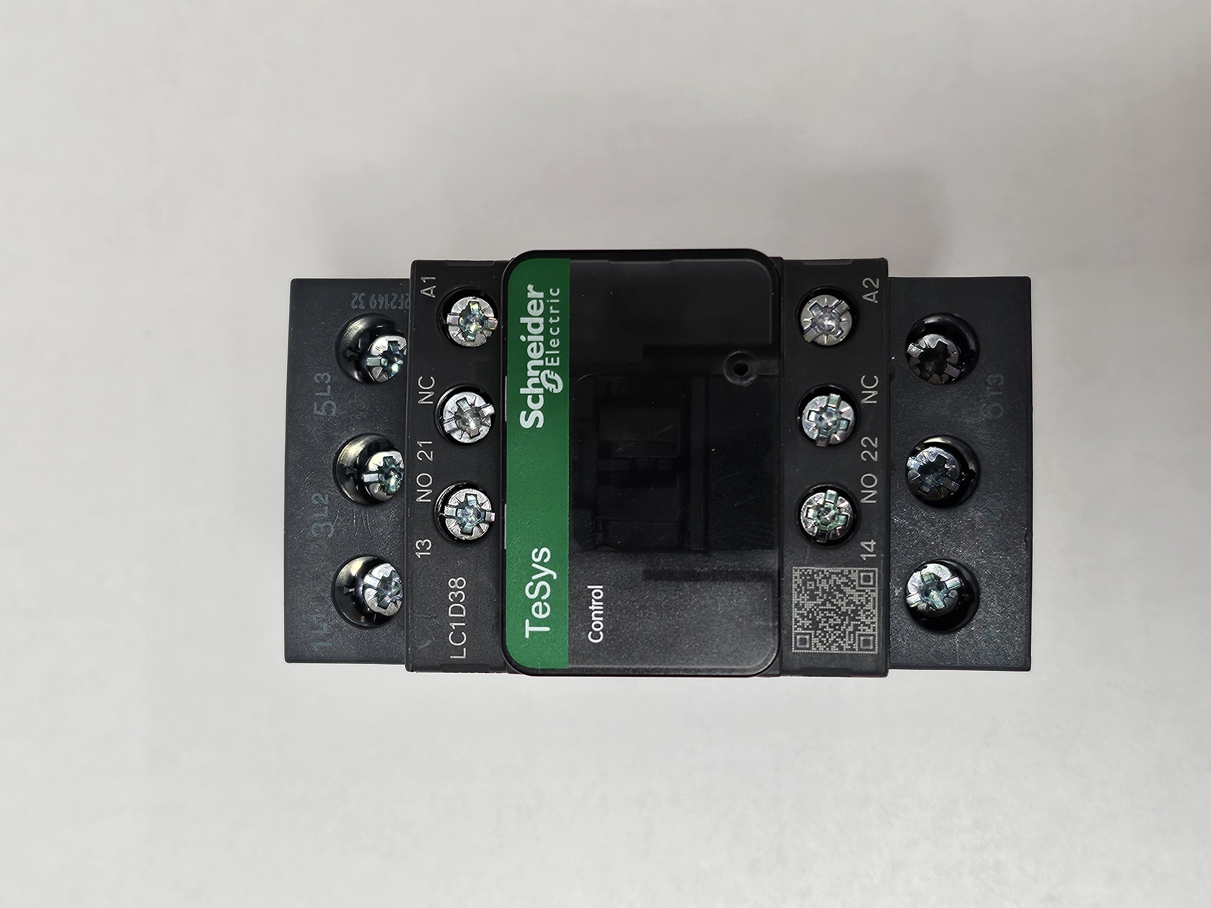 DTE Schneider LC1D38BD Tesys 24VDC 38A Leistungsschütz 90 x 110 x 50 mm