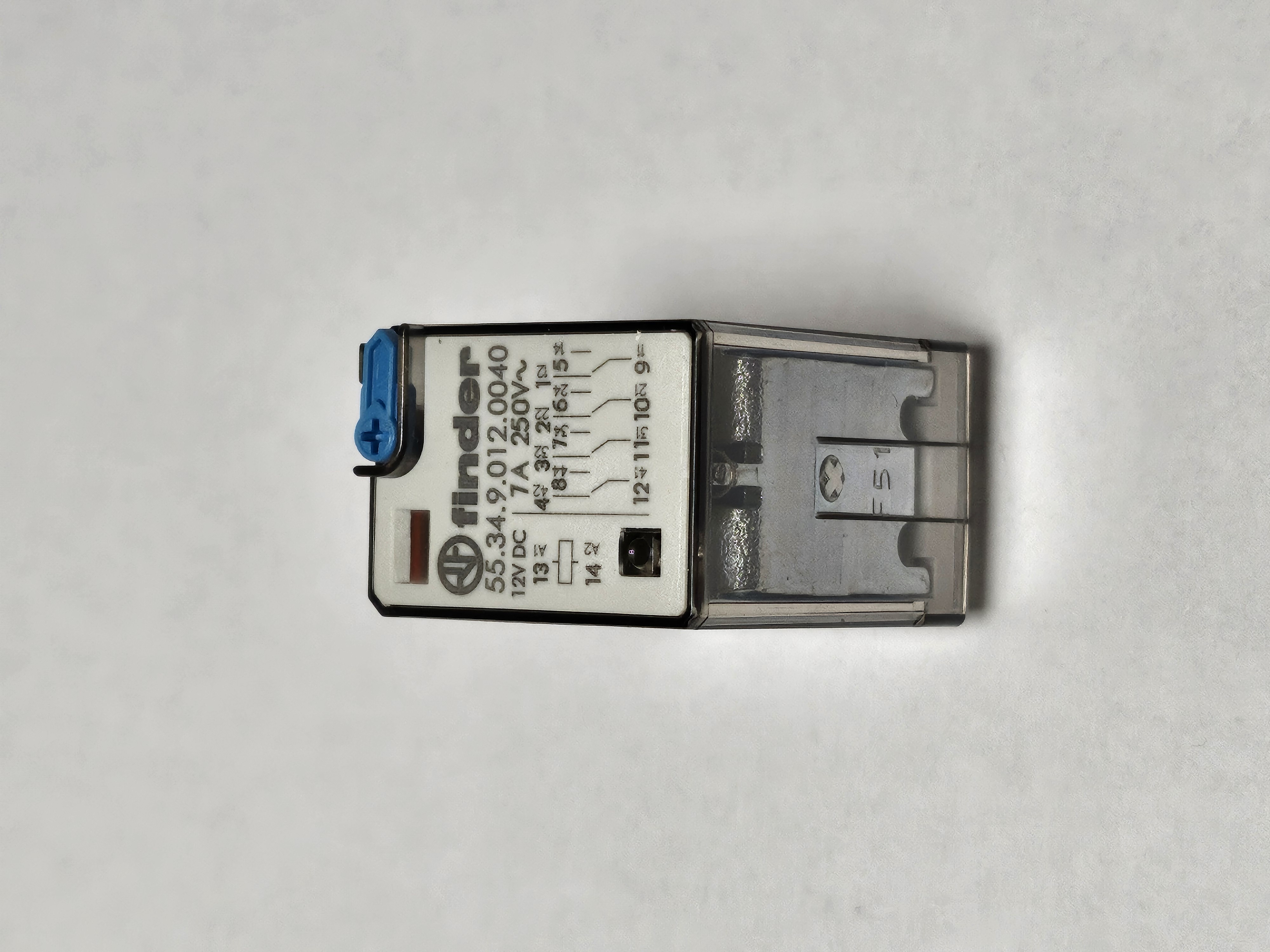 Relais 24VDC, Serie 55, 4 Wechsler Handbet.